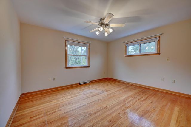 1715 Fort Henry Drive, Fort Wright, KY 41011