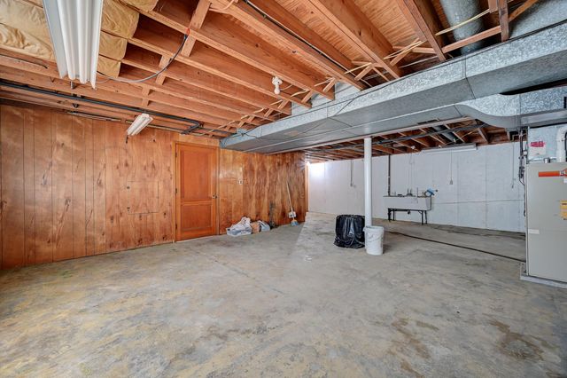 1715 Fort Henry Drive, Fort Wright, KY 41011