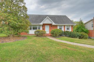 1715 Fort Henry Drive, Fort Wright, KY 41011