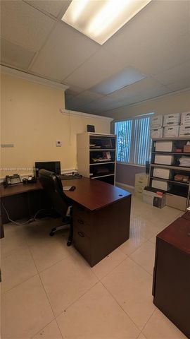 5595 Orange Drive 101, Davie, FL 33314