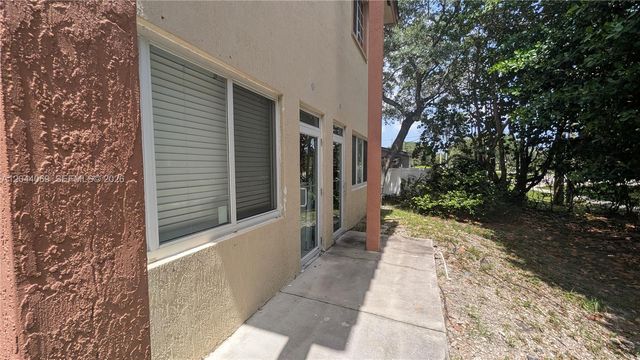 5595 Orange Drive 101, Davie, FL 33314