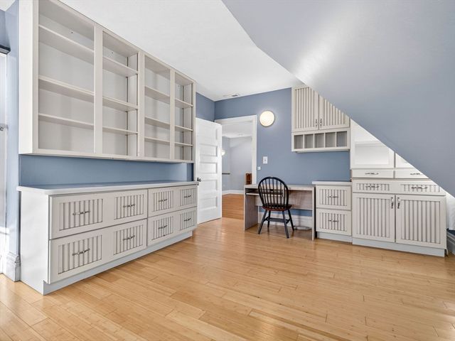 30 Welles Ave 3, Boston, MA 02124
