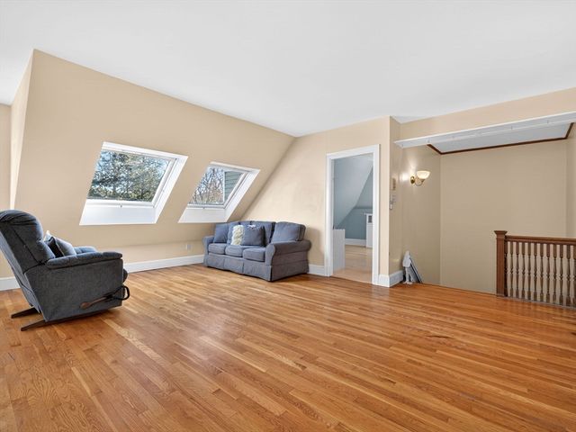 30 Welles Ave 3, Boston, MA 02124