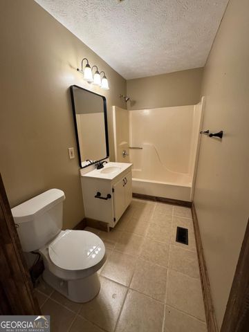 678 Lakeview Circle, Morganton, GA 30560