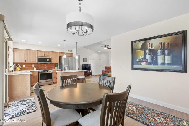 1560 E Chisholm Lane, Oro Valley, AZ 85755