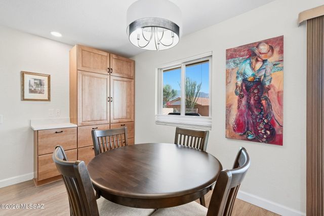1560 E Chisholm Lane, Oro Valley, AZ 85755