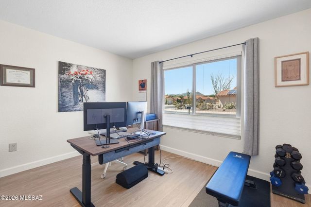 1560 E Chisholm Lane, Oro Valley, AZ 85755