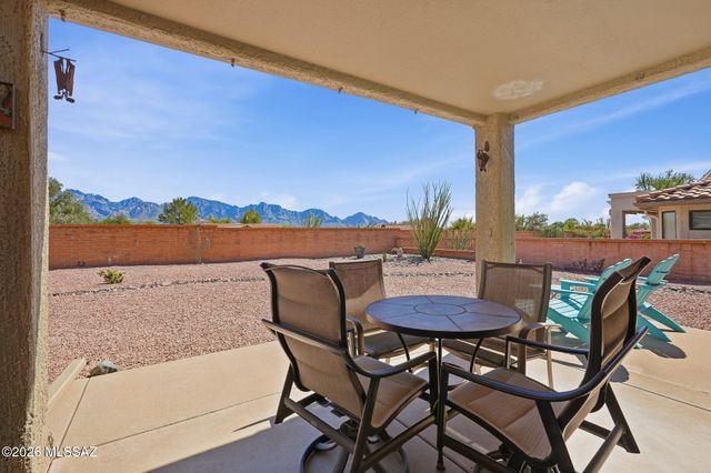 1560 E Chisholm Lane, Oro Valley, AZ 85755