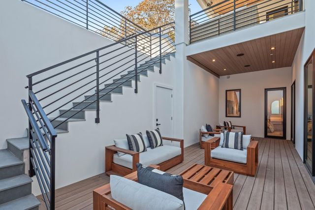 854 Cambridge Avenue, Menlo Park, CA 94025