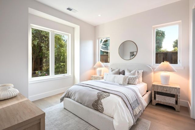 854 Cambridge Avenue, Menlo Park, CA 94025