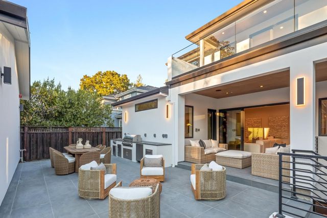 854 Cambridge Avenue, Menlo Park, CA 94025