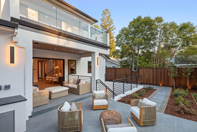 854 Cambridge Avenue, Menlo Park, CA 94025