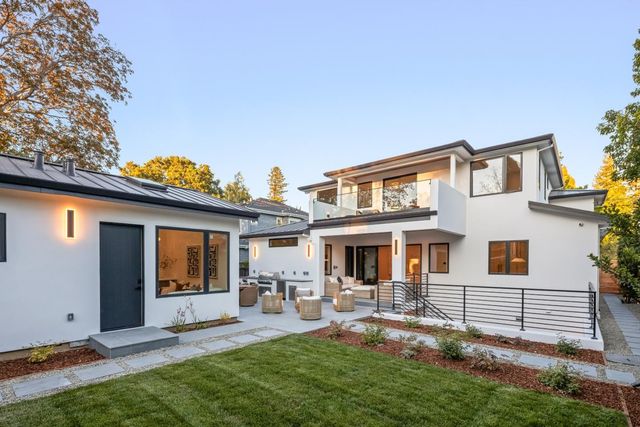 854 Cambridge Avenue, Menlo Park, CA 94025