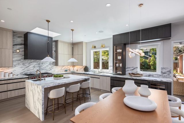 854 Cambridge Avenue, Menlo Park, CA 94025