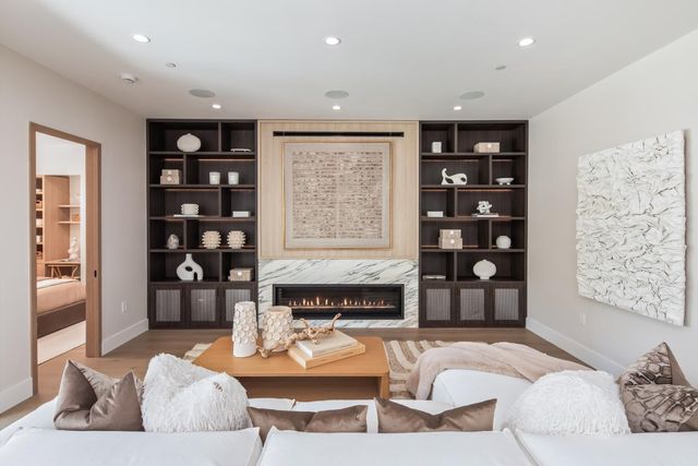 854 Cambridge Avenue, Menlo Park, CA 94025