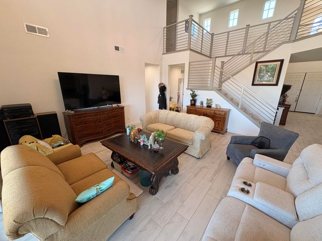 3495 W Kamm Avenue, Dinuba, CA 93618