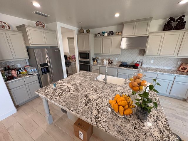 3495 W Kamm Avenue, Dinuba, CA 93618