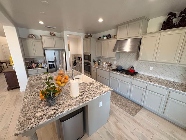 3495 W Kamm Avenue, Dinuba, CA 93618