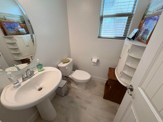3495 W Kamm Avenue, Dinuba, CA 93618