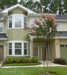 3750 SILVER BLUFF Boulevard, 203, Orange Park, FL 32065
