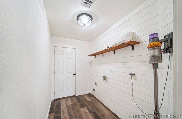 29477 E 156th St S Street, Coweta, OK 74429