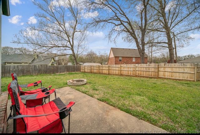 29477 E 156th St S Street, Coweta, OK 74429