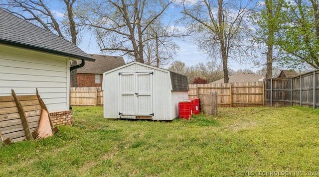 29477 E 156th St S Street, Coweta, OK 74429