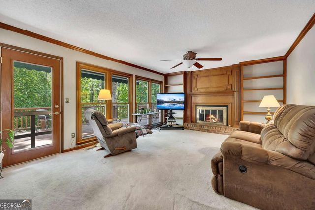 402 Dockside Cove, Woodstock, GA 30189