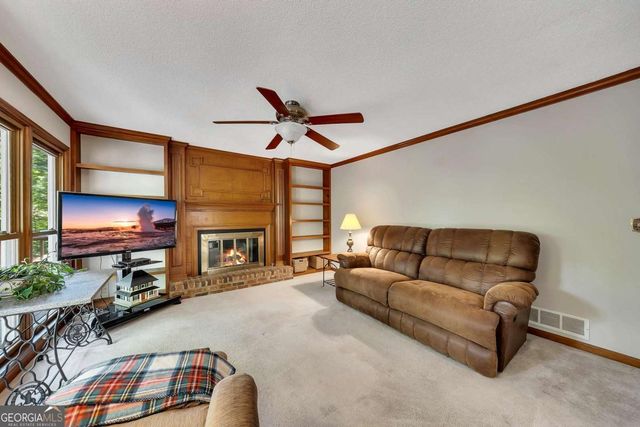 402 Dockside Cove, Woodstock, GA 30189