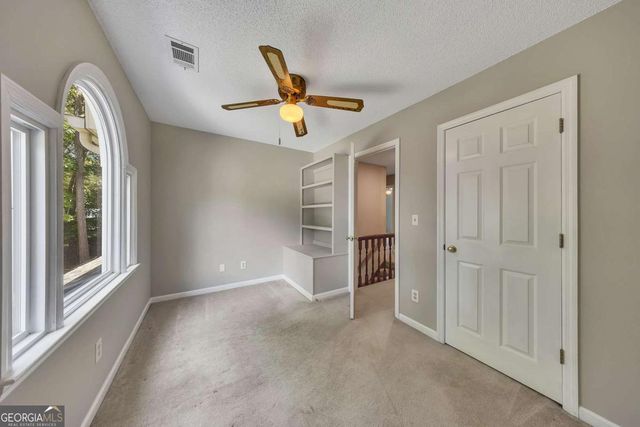 402 Dockside Cove, Woodstock, GA 30189