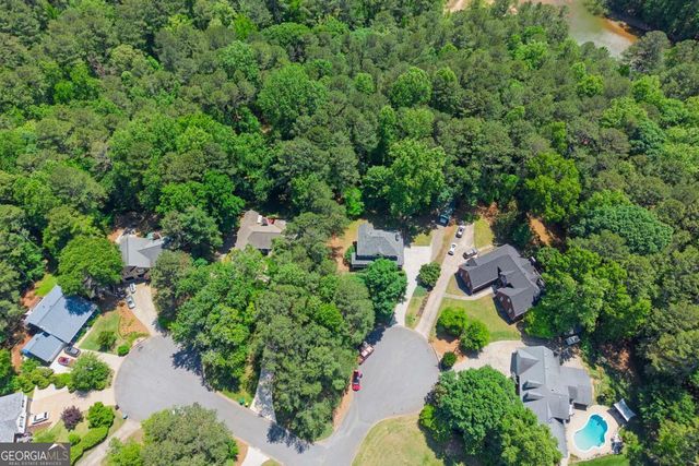 402 Dockside Cove, Woodstock, GA 30189