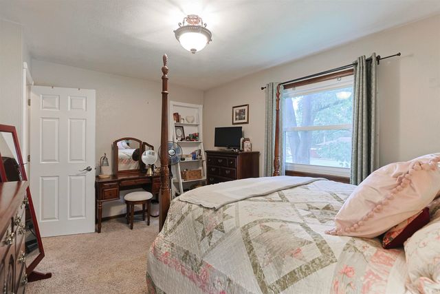 16841 Colony Drive, South Bend, IN 46635