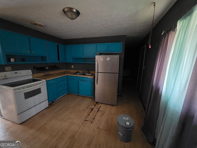 55 Royce Drive, Jonesboro, GA 30238