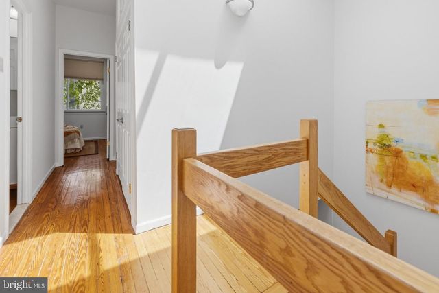 1133 WAVERLY ST, Philadelphia, PA 19147