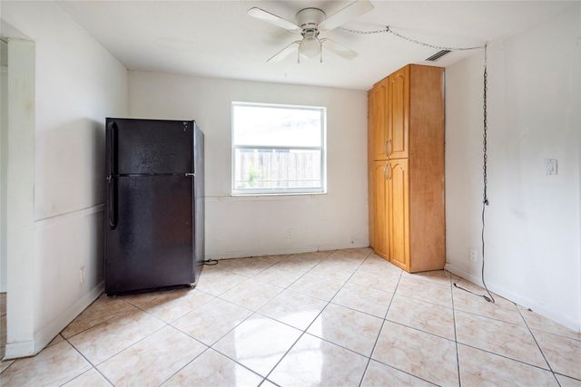 6425 Royal Palm Blvd, Margate, FL 33063