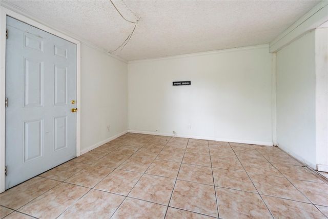 6425 Royal Palm Blvd, Margate, FL 33063