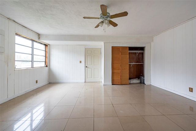 6425 Royal Palm Blvd, Margate, FL 33063