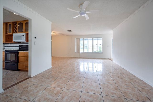 6425 Royal Palm Blvd, Margate, FL 33063