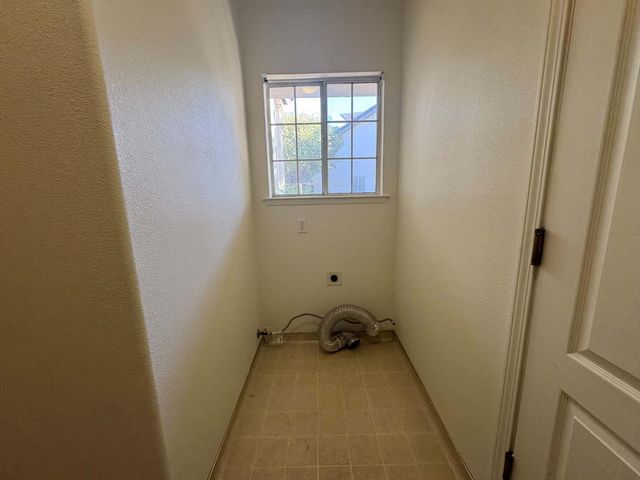 10325 N Recreation Avenue, Fresno, CA 93730