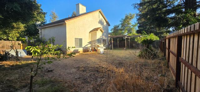 10325 N Recreation Avenue, Fresno, CA 93730