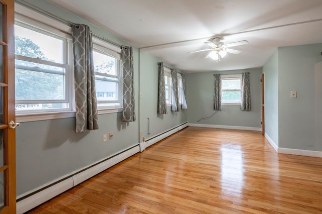 5 Martin Dr, Billerica, MA 01821