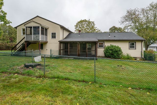 5 Martin Dr, Billerica, MA 01821