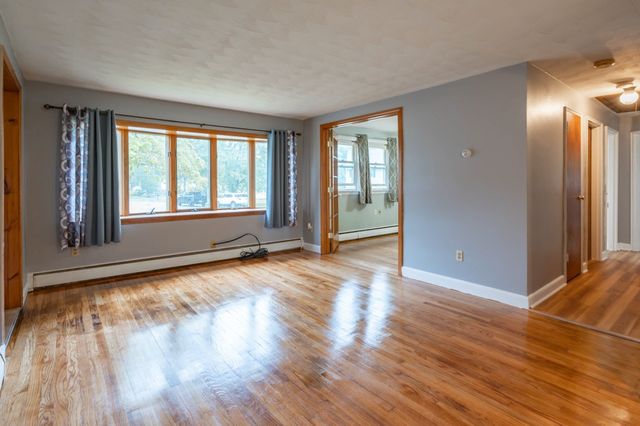 5 Martin Dr, Billerica, MA 01821