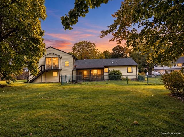 5 Martin Dr, Billerica, MA 01821