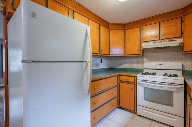 5 Martin Dr, Billerica, MA 01821