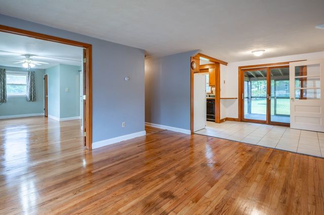 5 Martin Dr, Billerica, MA 01821