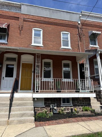 263 WASHINGTON ST, Royersford, PA 19468