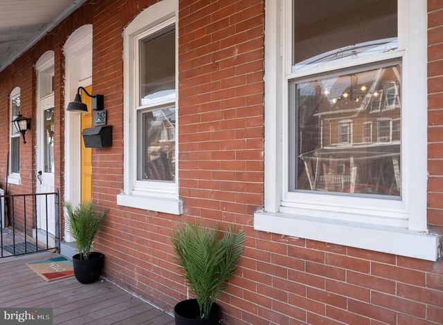 263 WASHINGTON ST, Royersford, PA 19468