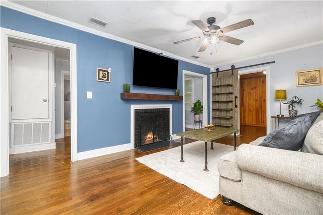 359 Pineview Lane W, Mobile, AL 36608