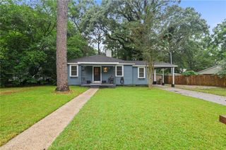 359 Pineview Lane W, Mobile, AL 36608